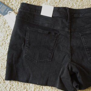 Black Jean Shorts High Rise Midi NWT Distressed 16